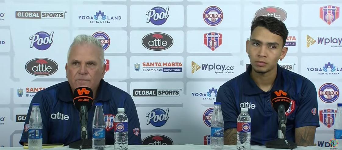 Claudio Rodríguez, técnico del Unión Magdalena, y el delantero Ricardo Márquez. 