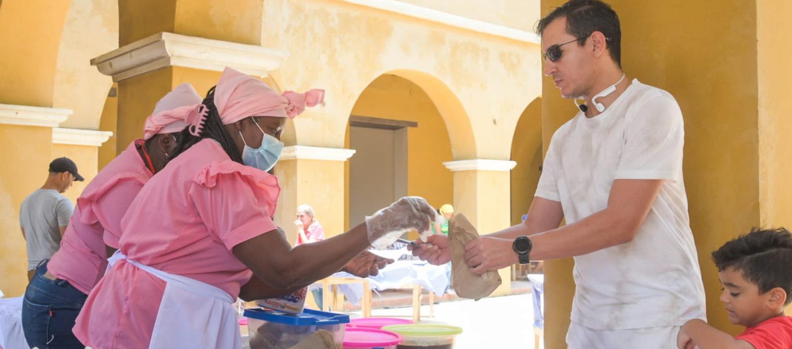 Varias matronas están a cargo de elaboración de exquisitos platos de la gastronomía del Atlántico.