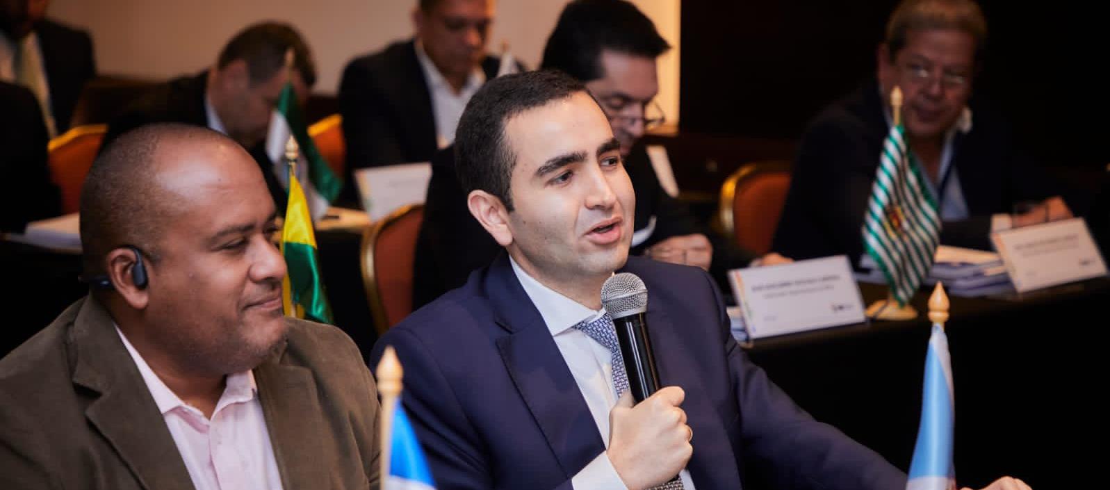 El Gobernador de Bolívar, Vicente Blel, en el encuentro con la Defensoría del Pueblo