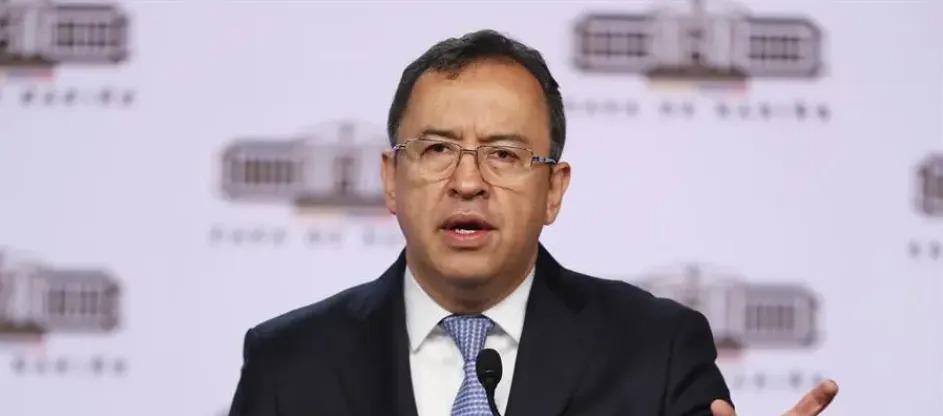 Alfonso Prada, nombrado Embajador en Francia.