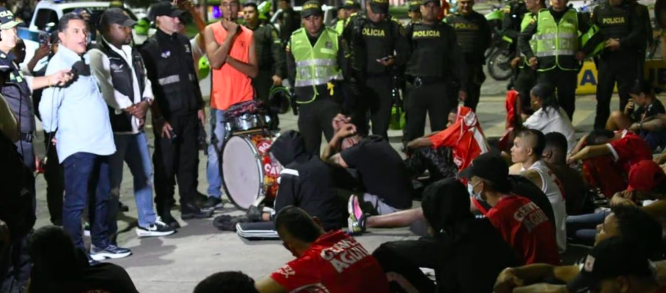 Los hinchas capturados.