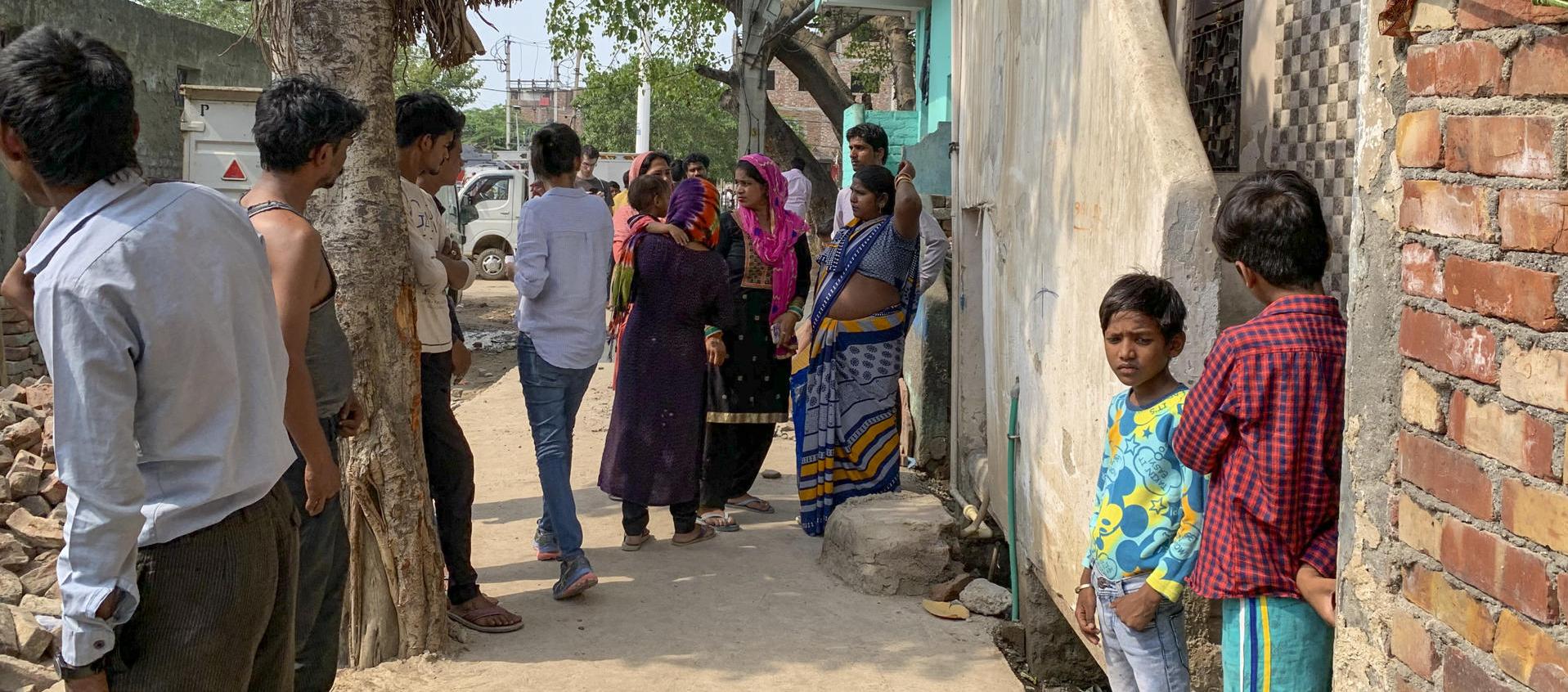 La joven fue asesinada en plena calle.