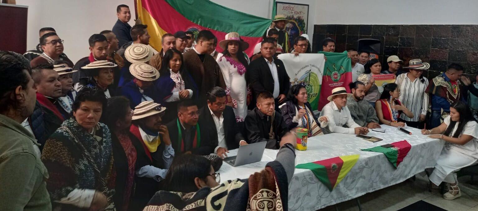 Autoridades indígenas