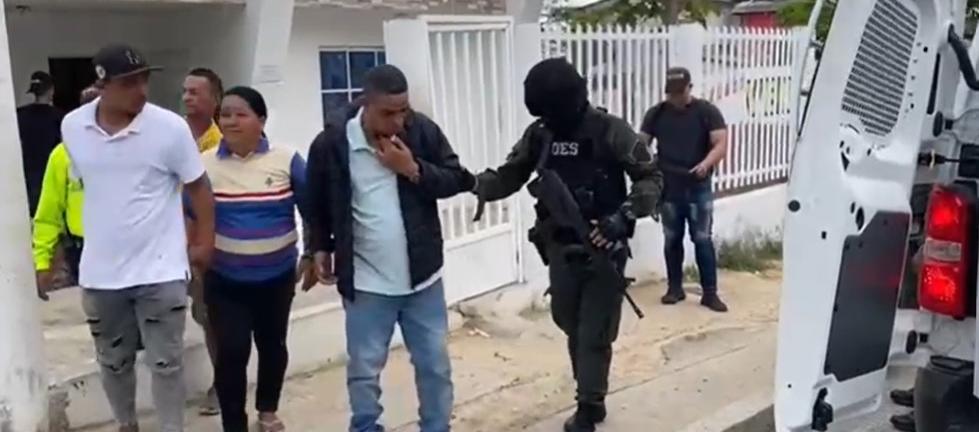 Fueron capturadas cuatro personas durante operativo.