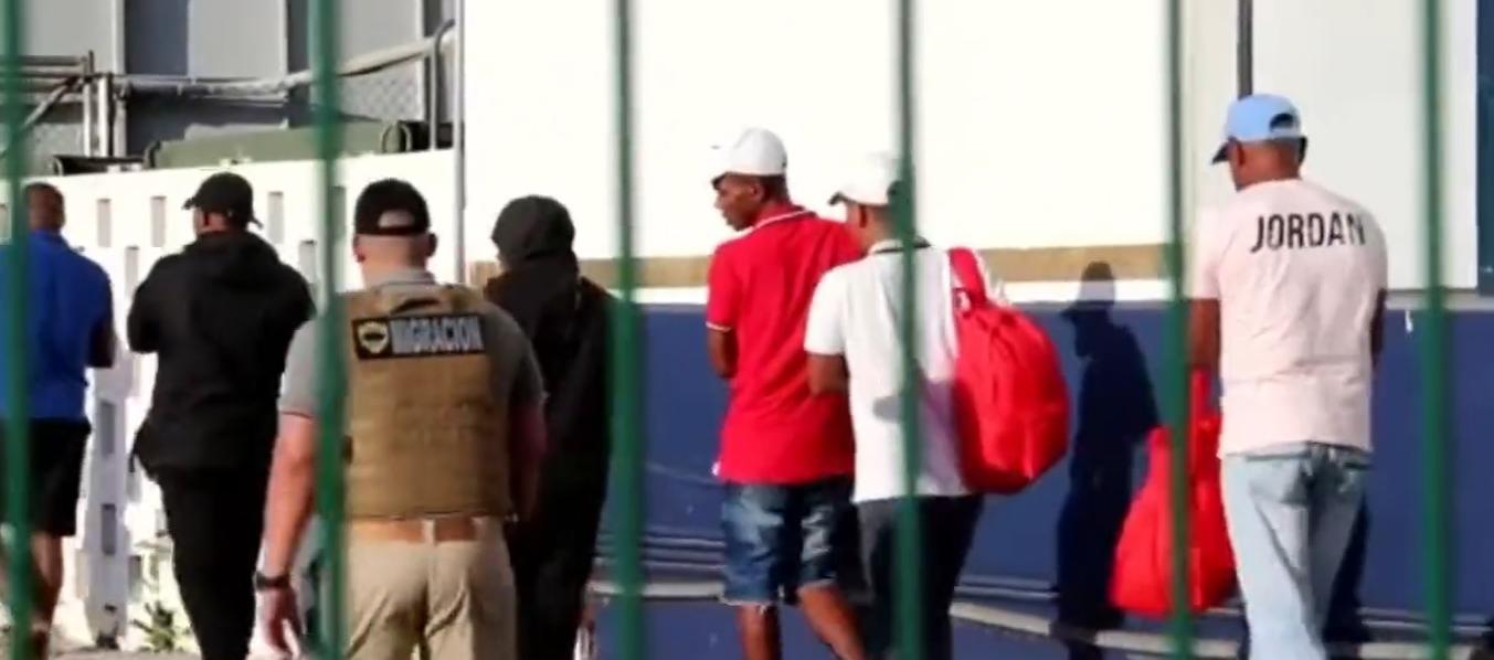 Panamá deportó a 12 colombianos.