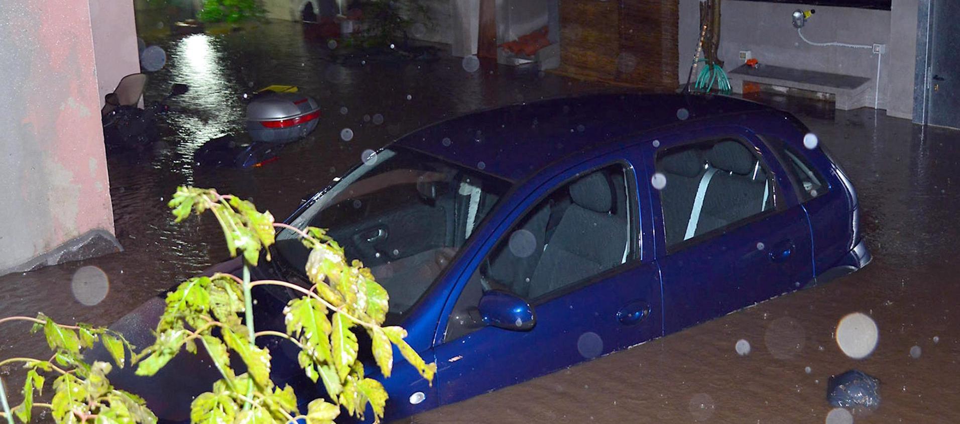 Alertas de Google por inundaciones en diferentes países.