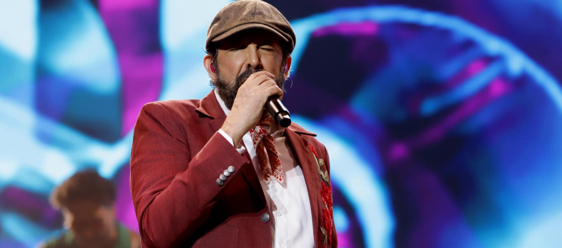 El cantante dominicano Juan Luis Guerra en concierto en el Coliseo José Miguel Agrelot, en San Juan, Puerto Rico. 
