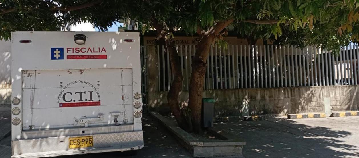 El cuerpo de Brayan José Janaba fue llevado a Medicina Legal.