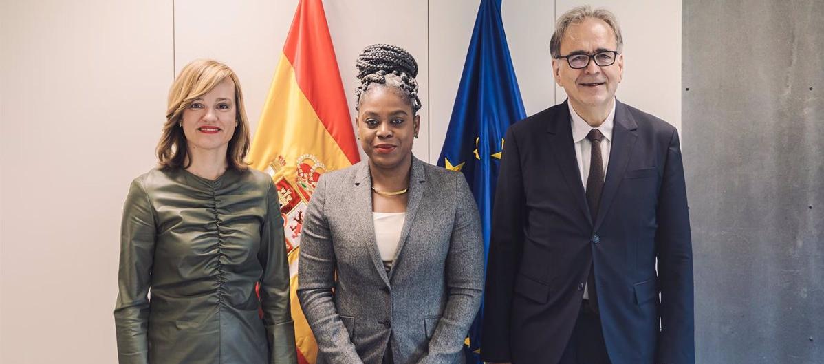La Ministra de Educación de España, Pilar Alegría junto al Ministro de Universidades, Joan Subirats y la Ministra de Educación de Colombia, Aurora Vergara.