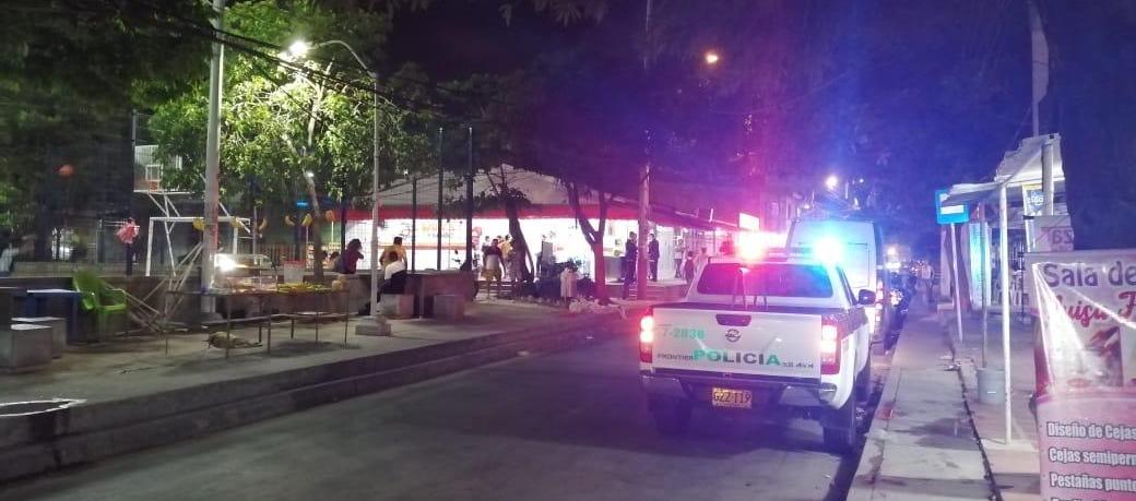 Negocio atacado a bala en  Las Moras