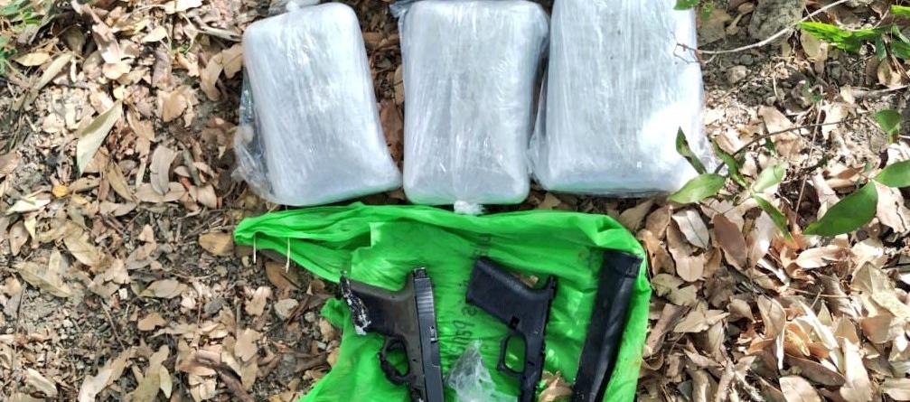 Parte de la droga incautada