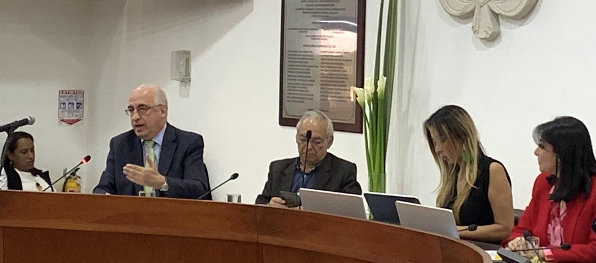 El gerente general del Banco de la República, Leonardo Villar.