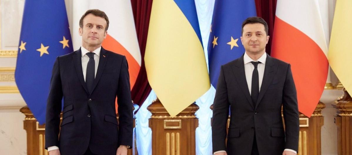 El presidente ucraniano, Volodímir Zelenski, llegó este domingo a Francia. 