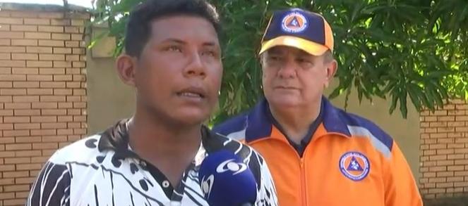 Manuel Ranoque busca a su esposa y a sus 4 hijos que viajaban en la avioneta desaparecida.