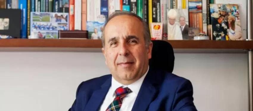 Guillermo Reyes, exministro de Transporte a embajada en Suecia.