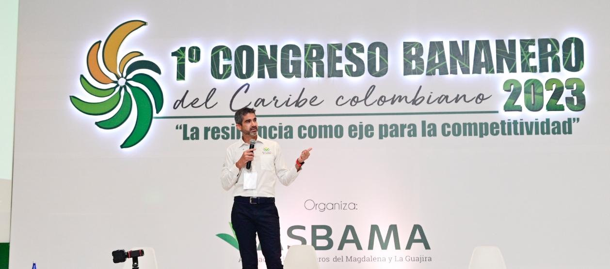 El presidente del Banco Agrario, Hernando Francisco Chica.