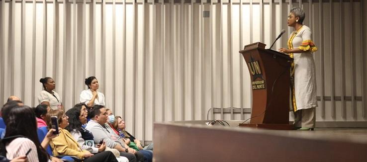 Aurora Vergara, en la Universidad del Norte