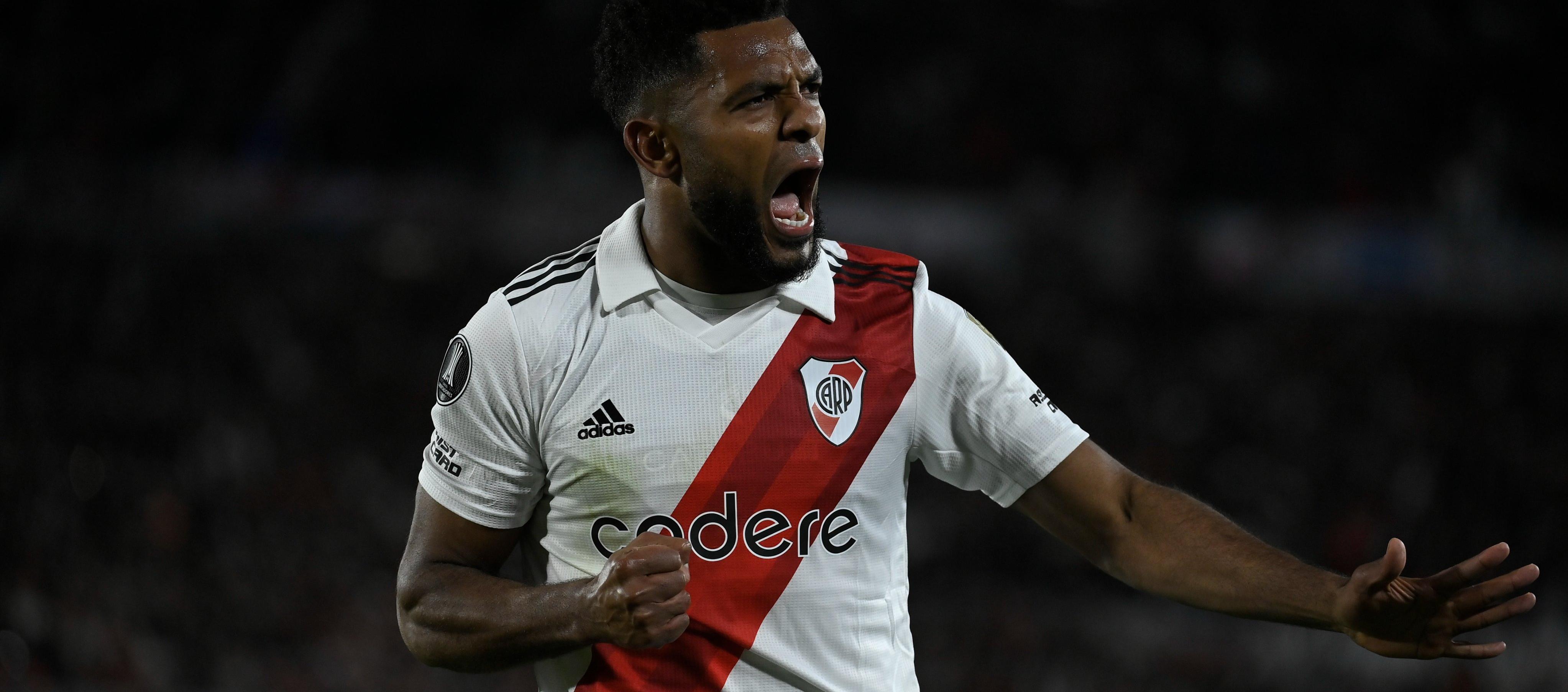 Miguel Ángel Borja celebra su gol.