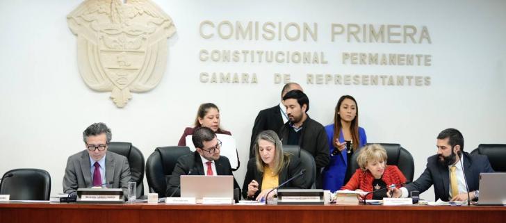 Debate en la Comisión Primera de la Cámara de Representantes.