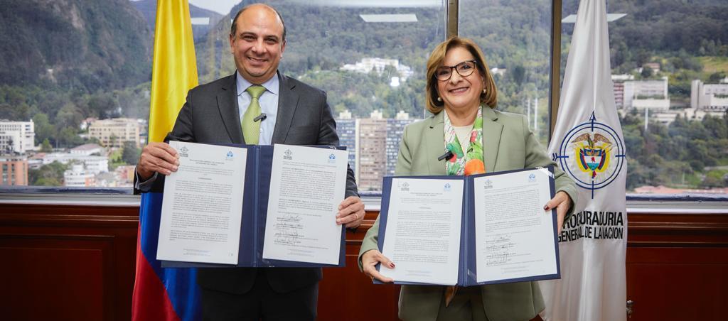 El Defensor del Pueblo, Carlos Camargo y la Procuradora General de la Nación, Margarita Cabello.