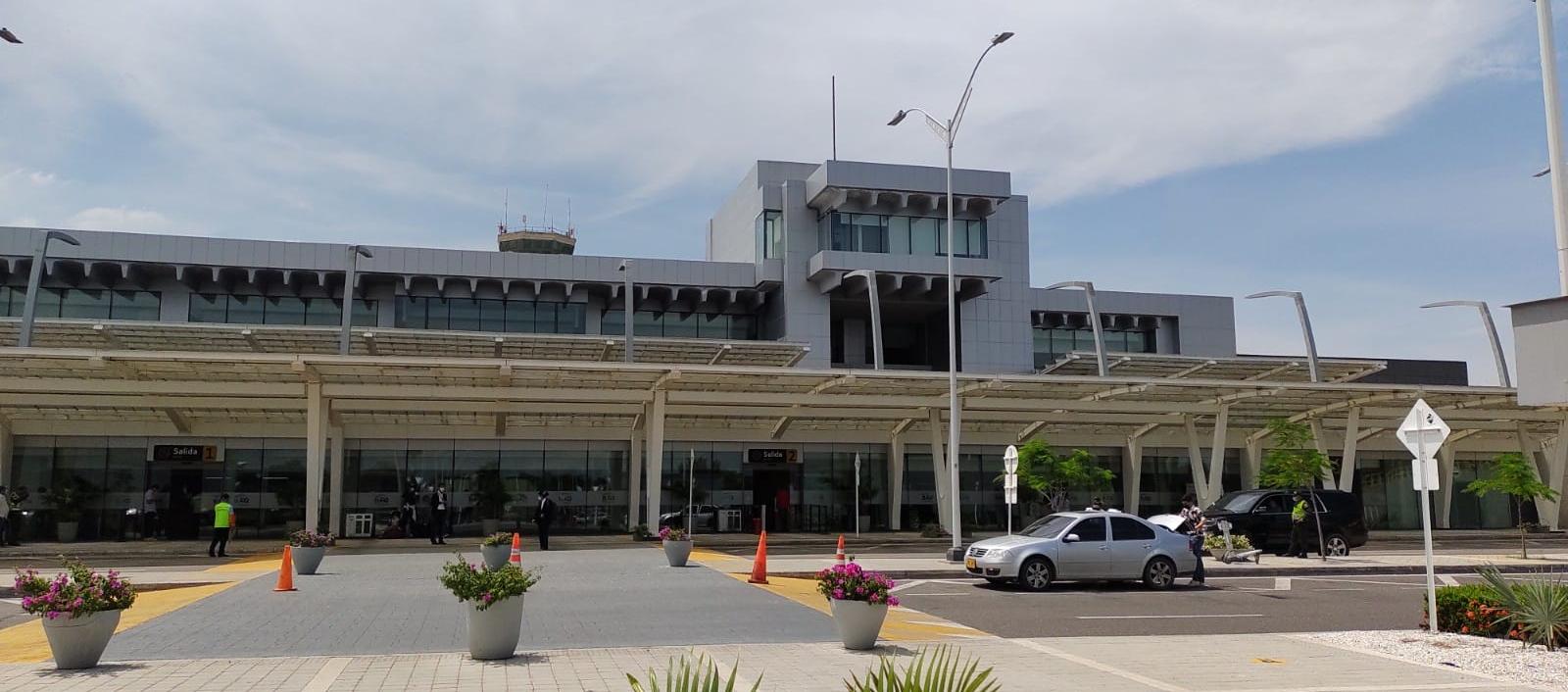 Fachada del aeropuerto Ernesto Cortissoz.