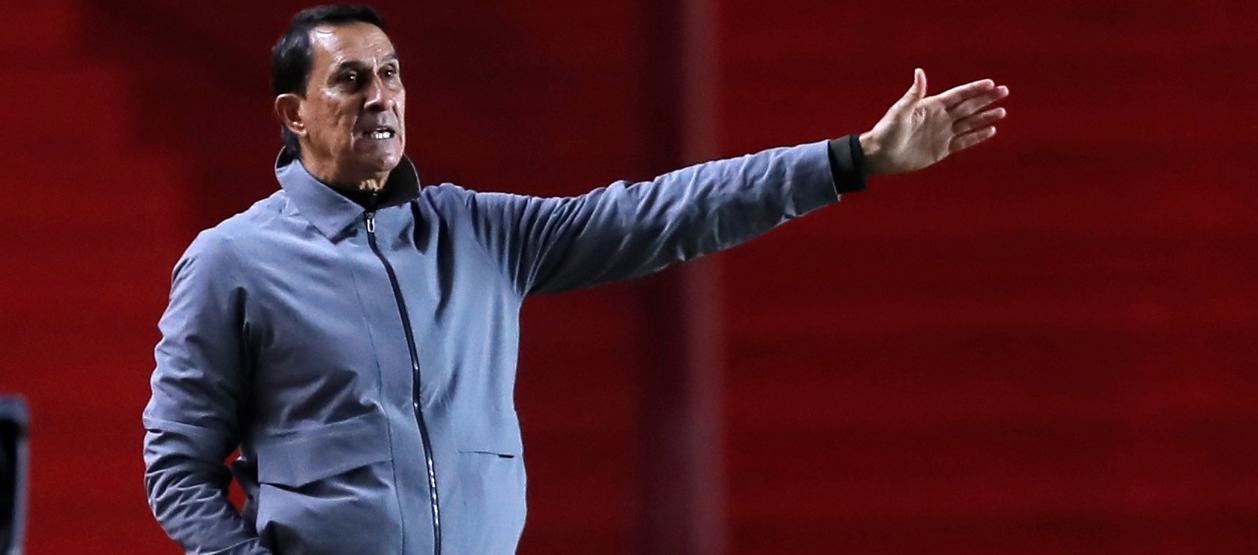  Alexandre Guimaraes.