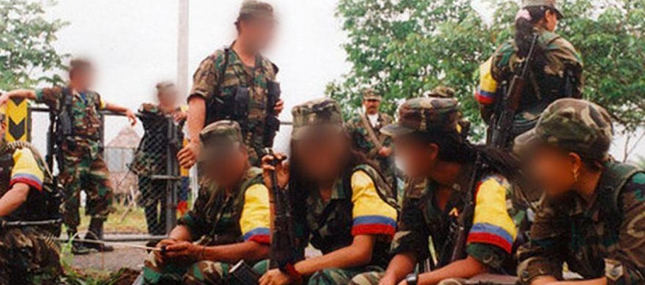 Jóvenes reclutados.