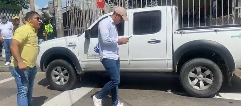 Periodista insultado y expulsado de la marcha en Barranquilla