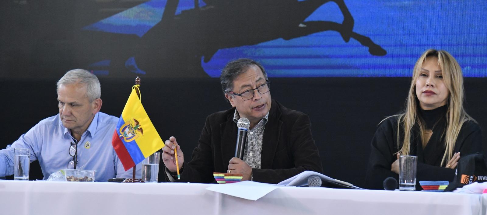 El Presidente Petro esta noche de sábado desde Paz de Río, Boyacá