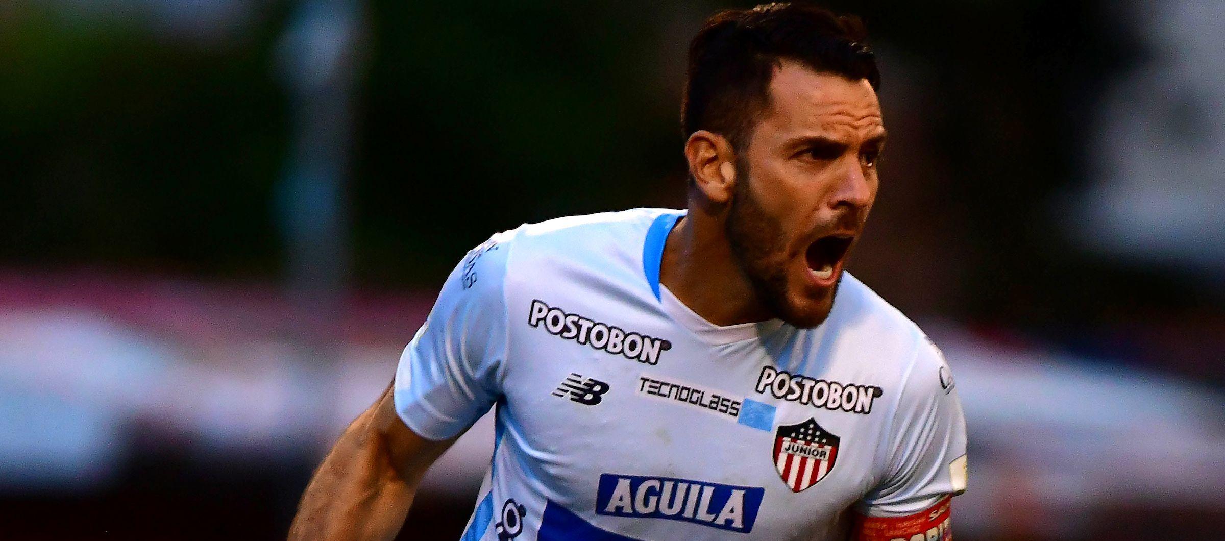 Sebastián Viera en uno de sus gritos de gol con Junior. 