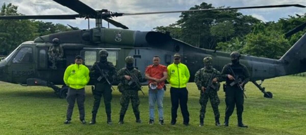 Eris Ernel Bertel Vargas, alias ‘Pantera’, cuando era trasladado desde Turbo, Antioquia