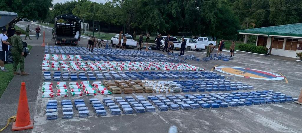 Parte de la droga incautada este año por la Armada de Colombia