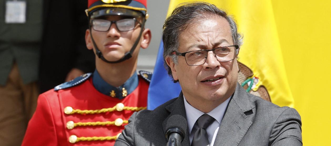 Gustavo Petro ofreció total apoyo a la cita mundialista del año entrante,