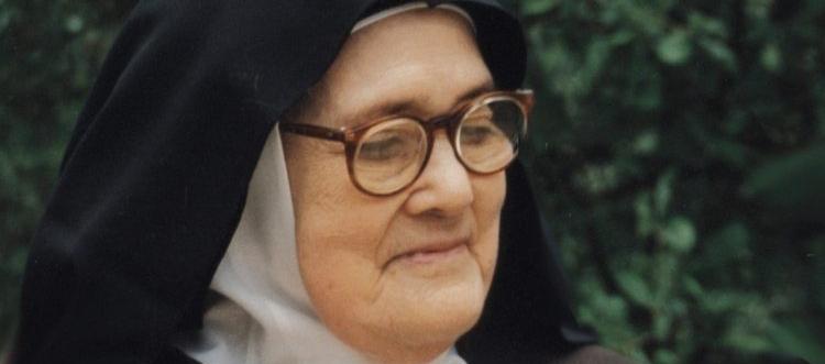 Sor Lucía dos Santos, la llamada 'Pastorcita de Fátima'