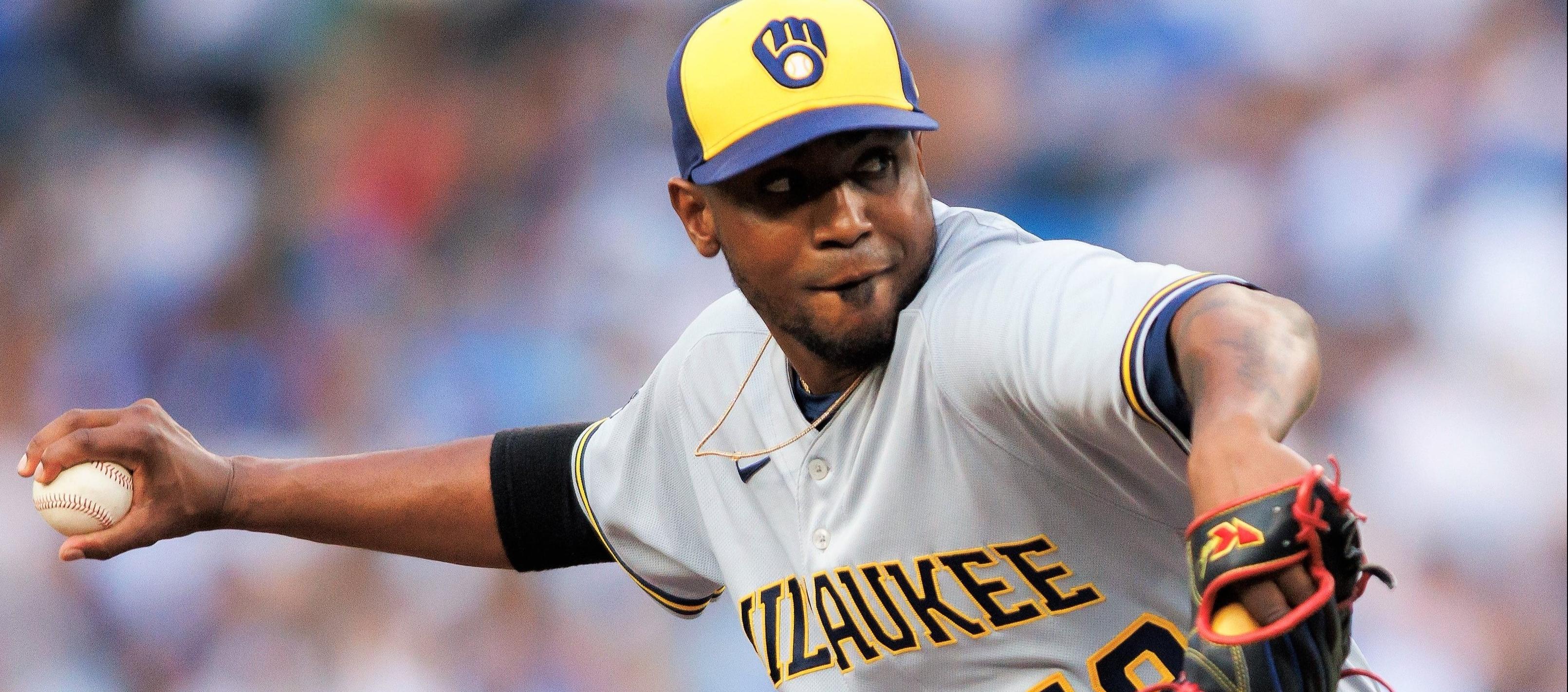 Julio Teherán, en seis entradas, permitió cuatro hits y una carrera. 