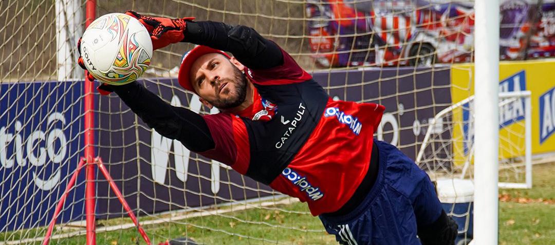 Sebastián Viera fue relegado al banco en los últimos partidos del Junior. 