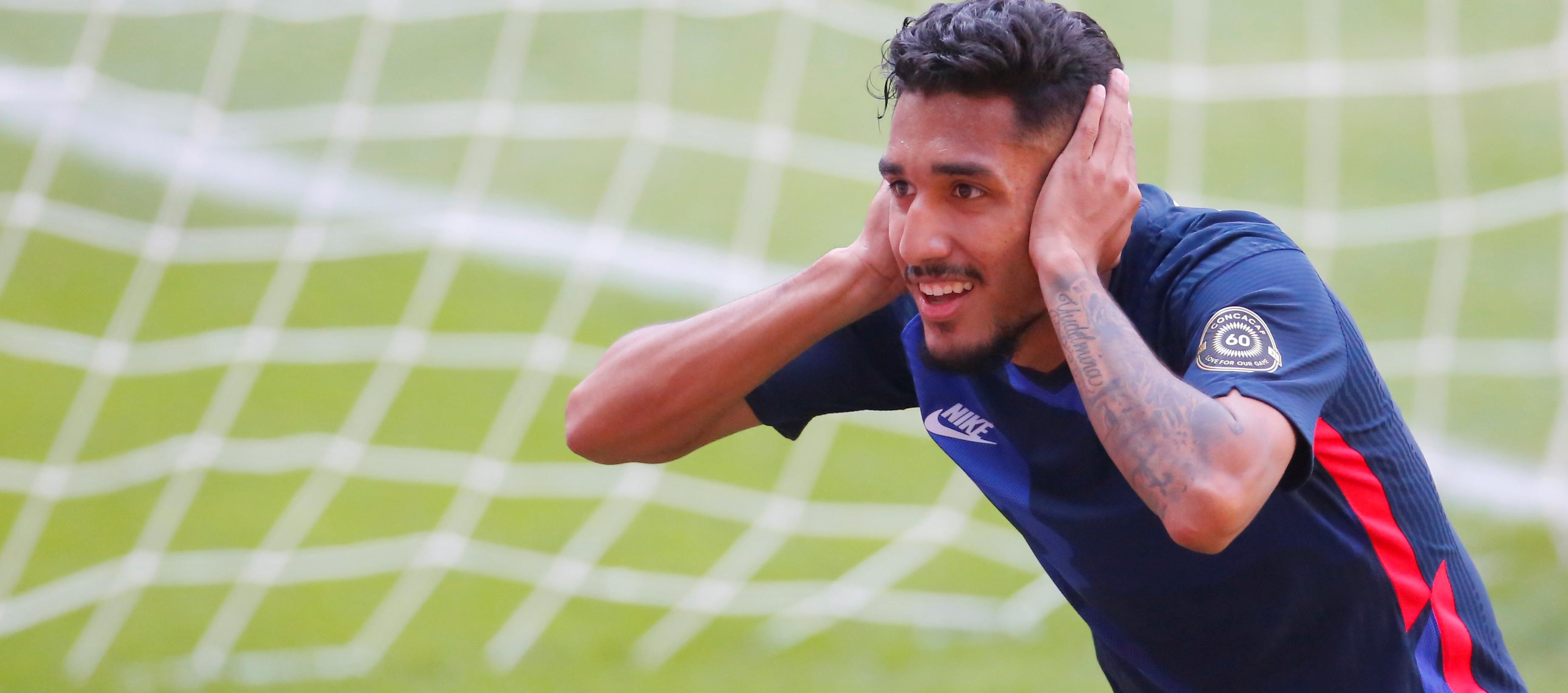 Jesús Ferreira, primer jugador en la historia de la selección de EE.UU. en marcar dos tripletes seguidos. 