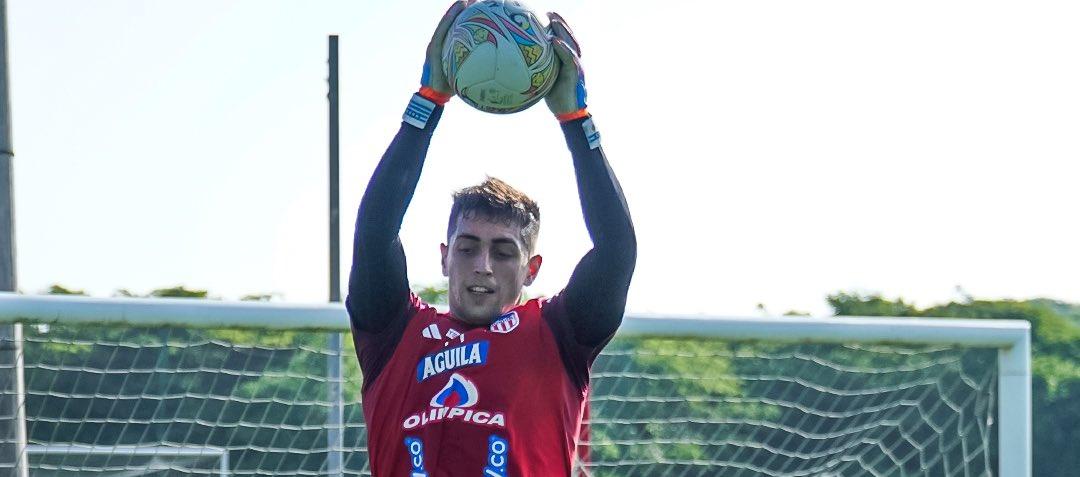 Santiago Mele será el portero titular de Junior contra Águilas Doradas. 