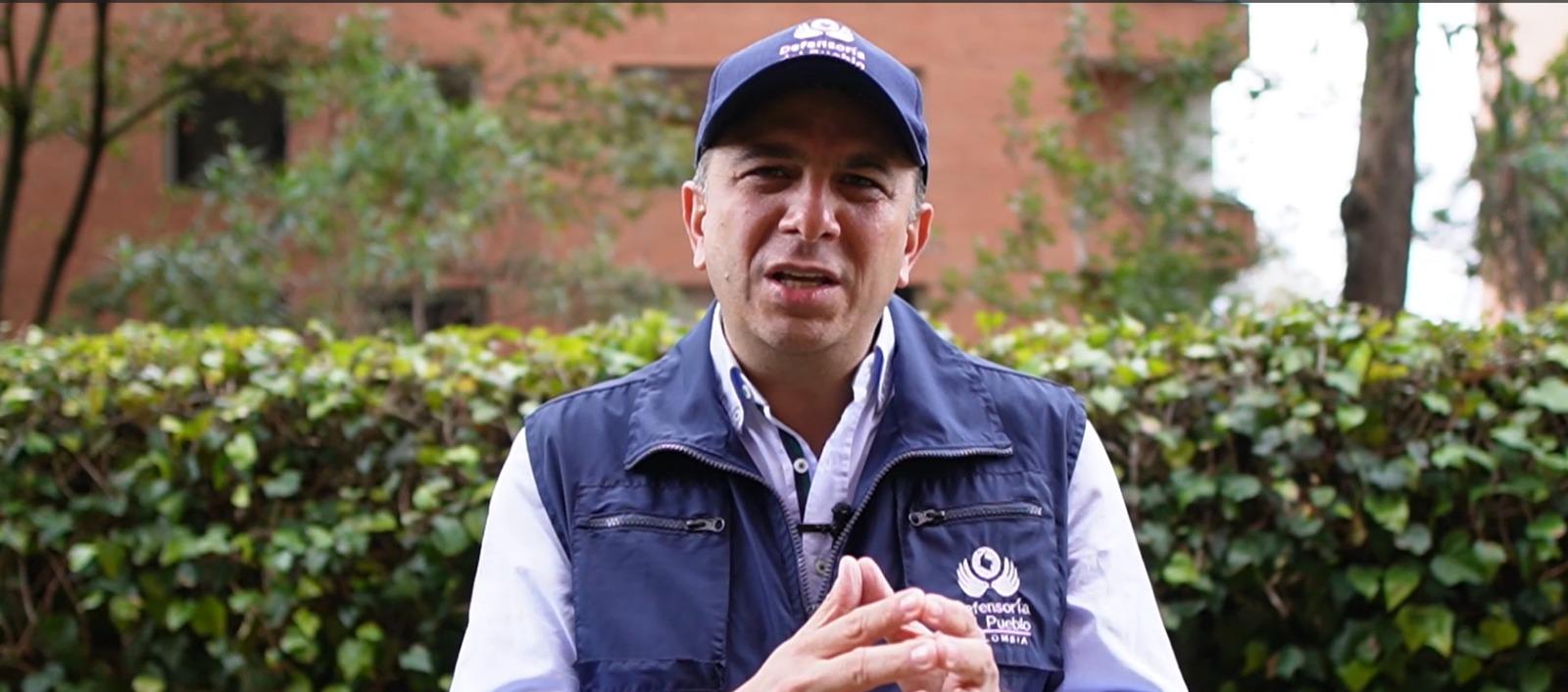 El Defensor del Pueblo, Carlos Camargo.