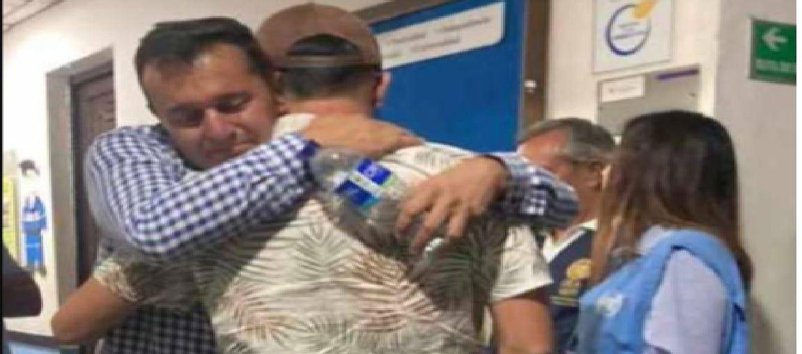 Reencuentro de Wilmer Andrés Campo con su padre.