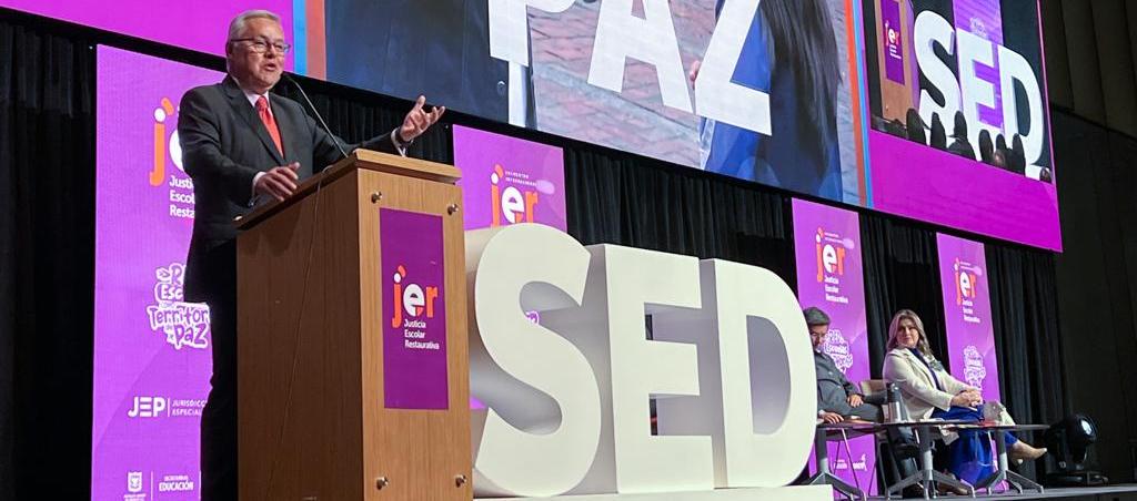 El Ministro de Justicia, Néstor Osuna.