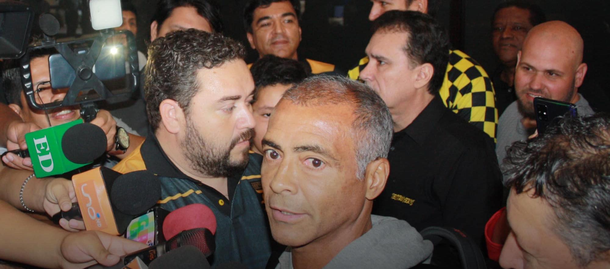 La llegada de Romario a Bolivia.