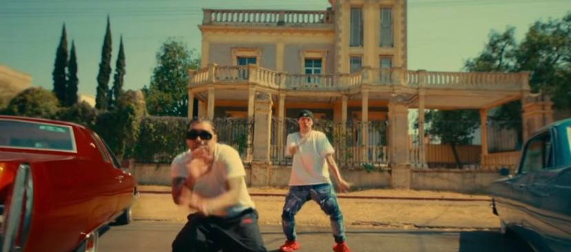 Ryan Castro y Peso Pluma en "Quema".