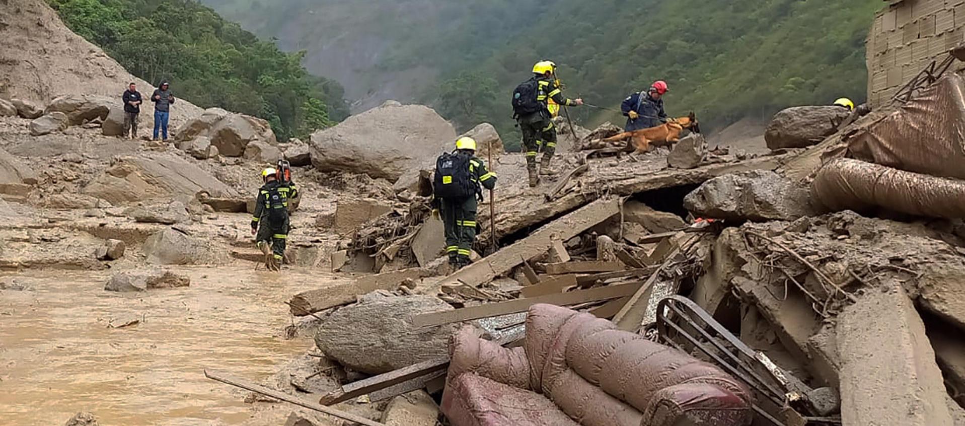 Se eleva la cifra de muertos en tragedia de Quetame.