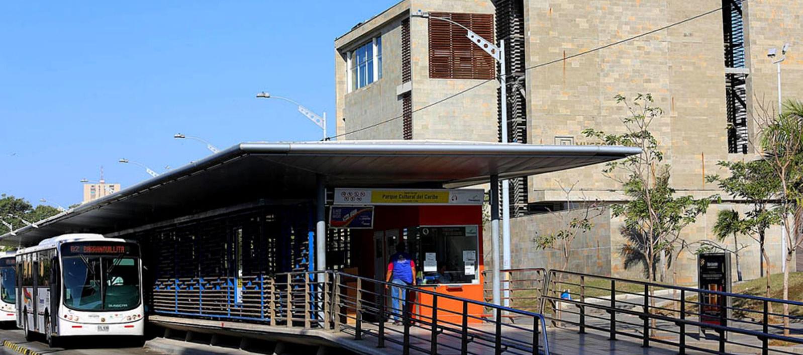 Carril exclusivo de Transmetro queda temporalmente inhabilitado.