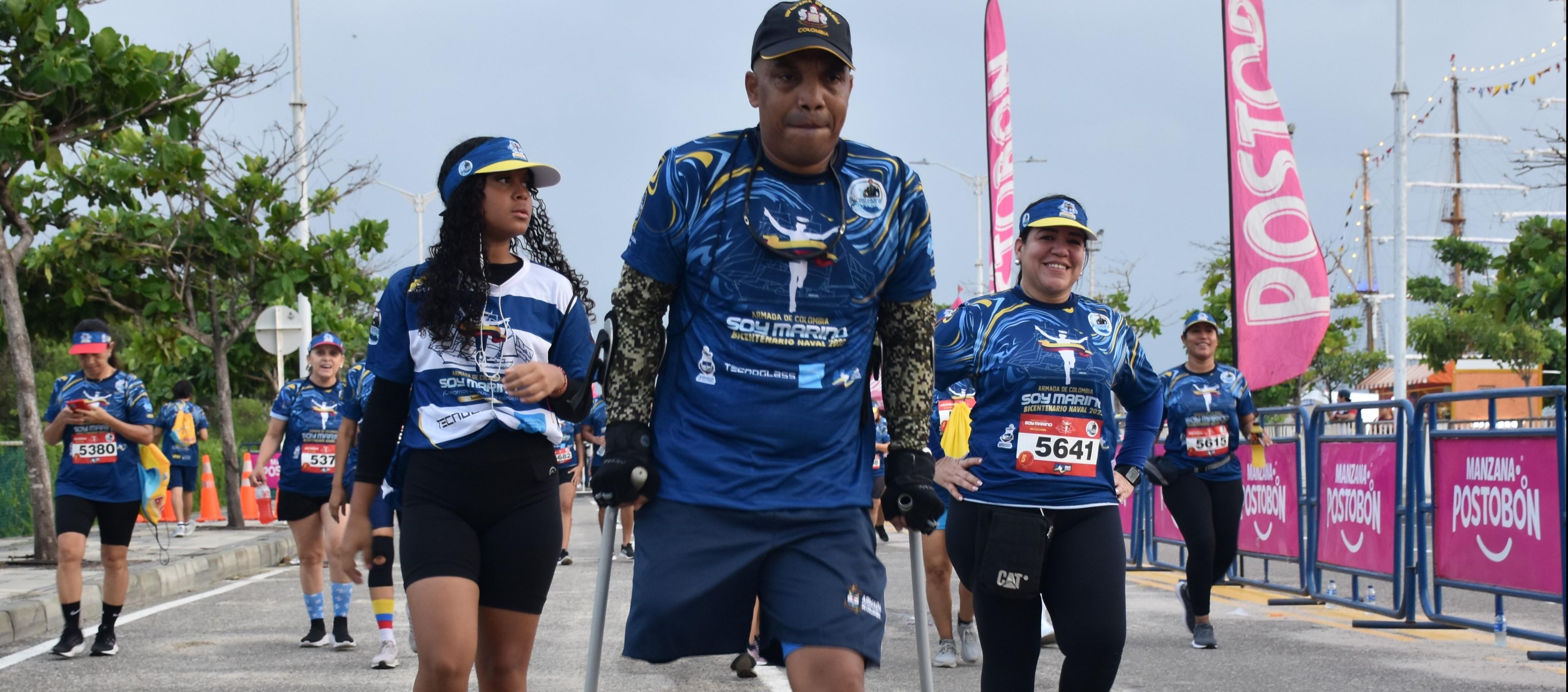 Veteranos de guerra heridos en combate participaron en la prueba atlética. 