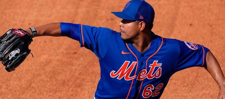 José Quintana firmó un contrato por dos temporadas con los Mets.