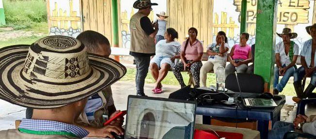 Imagen de jornada de formalización de tierras.