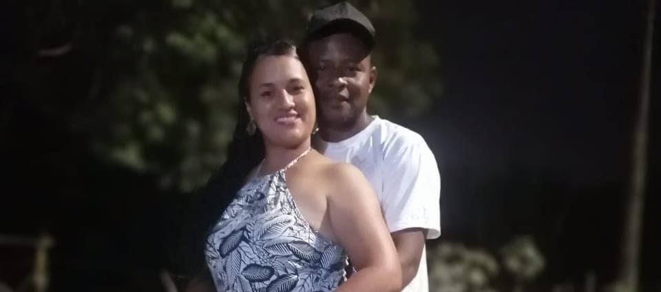 La lideresa Claudia Ordóñez y su esposo Fredy Castillo.