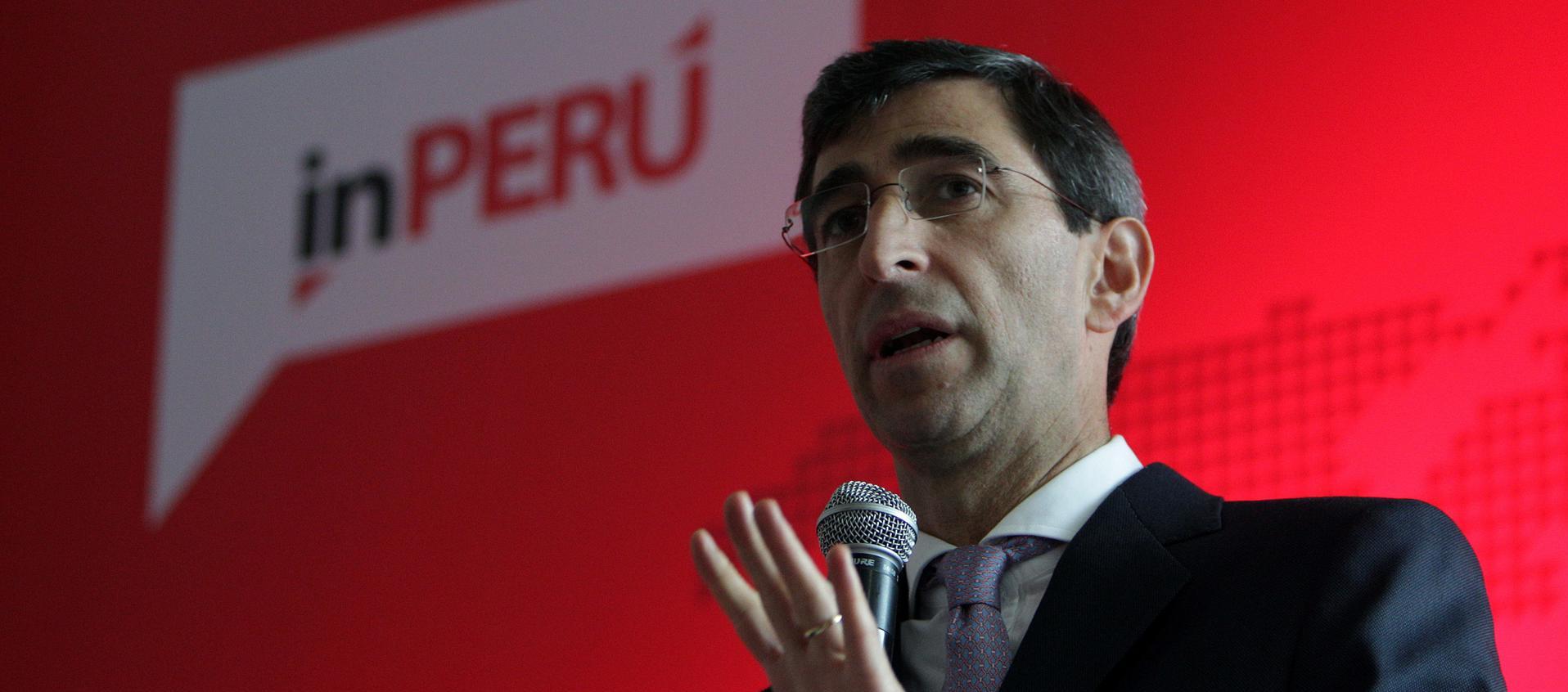 Juan Pablo Córdoba, Gerente General del Holding Regional.